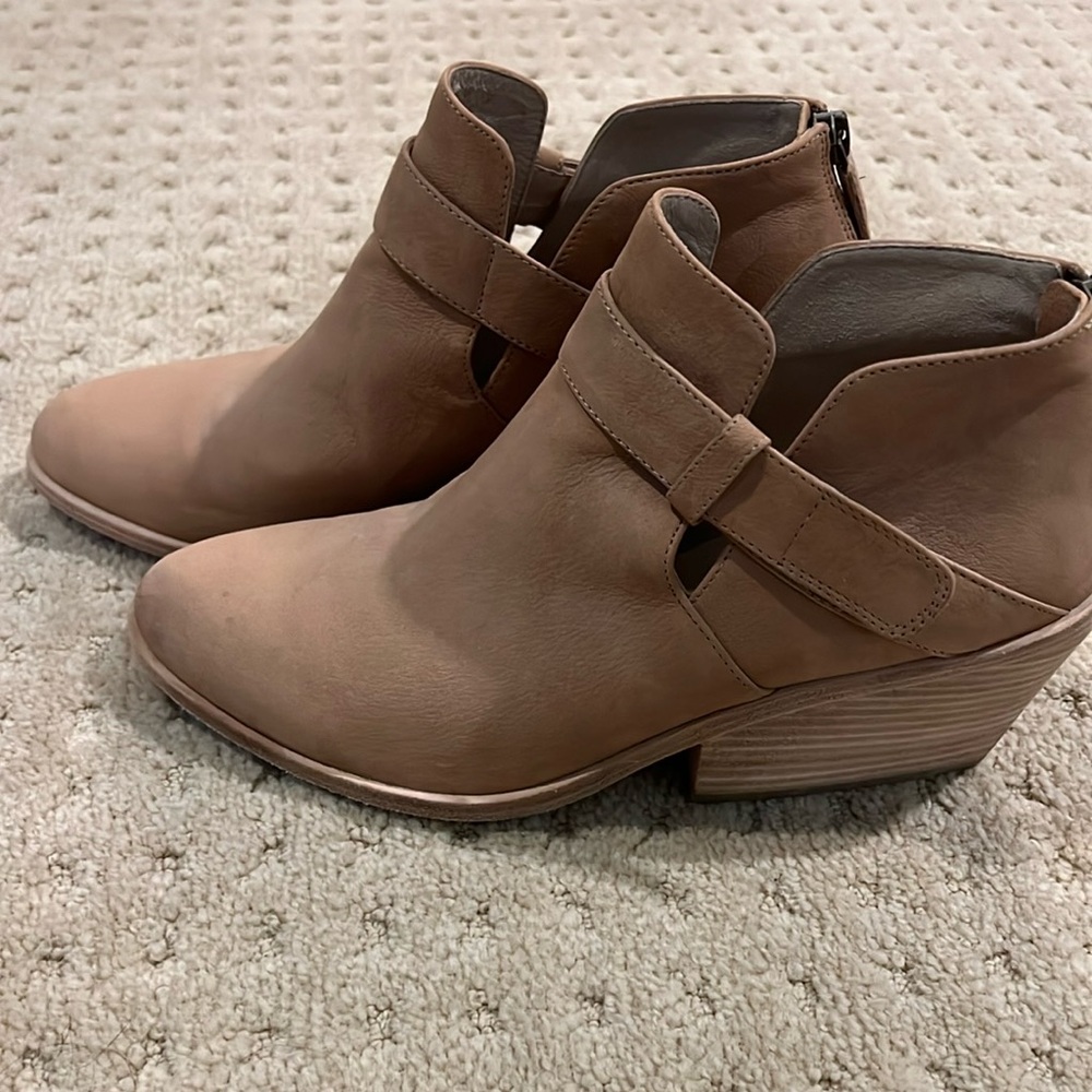 Eileen Fisher Ives Bootie